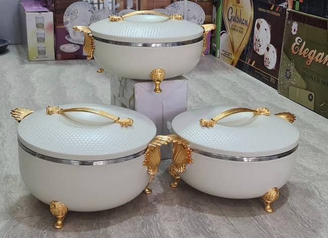 White & gold hot pot set